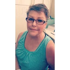 Meet your Posher, Deanna